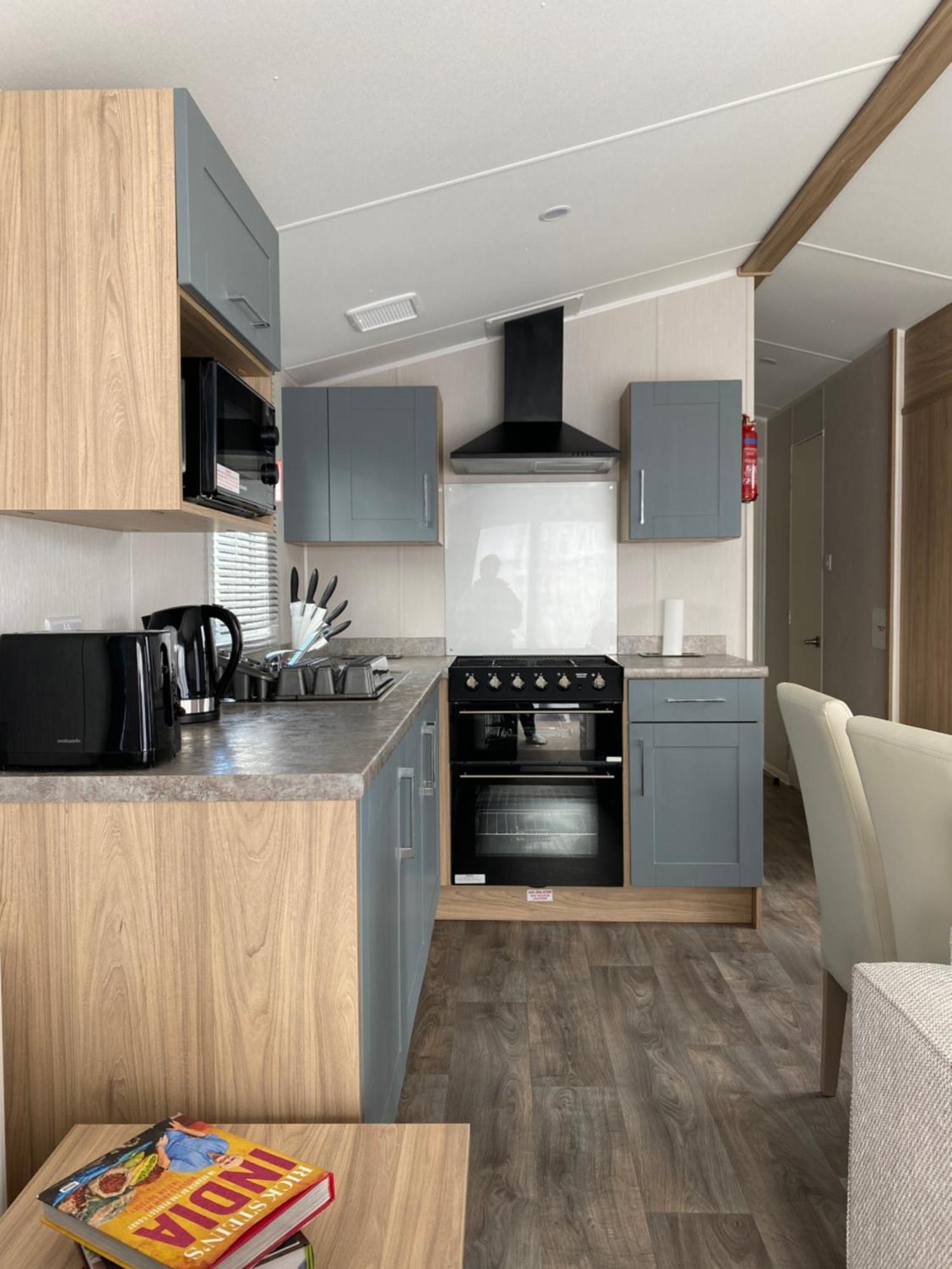 Verbzen Holiday Caravan At St Osyth Beach, Clacton-On-Sea By Verb Holidays Saint Osyth Exterior foto